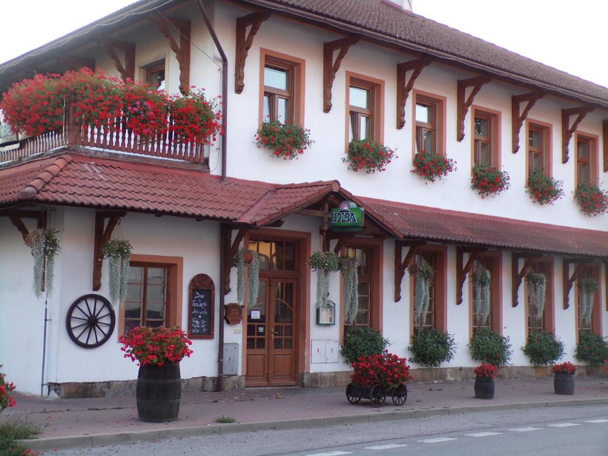 Penzion Restaurace U Helferu Libuň Εξωτερικό φωτογραφία